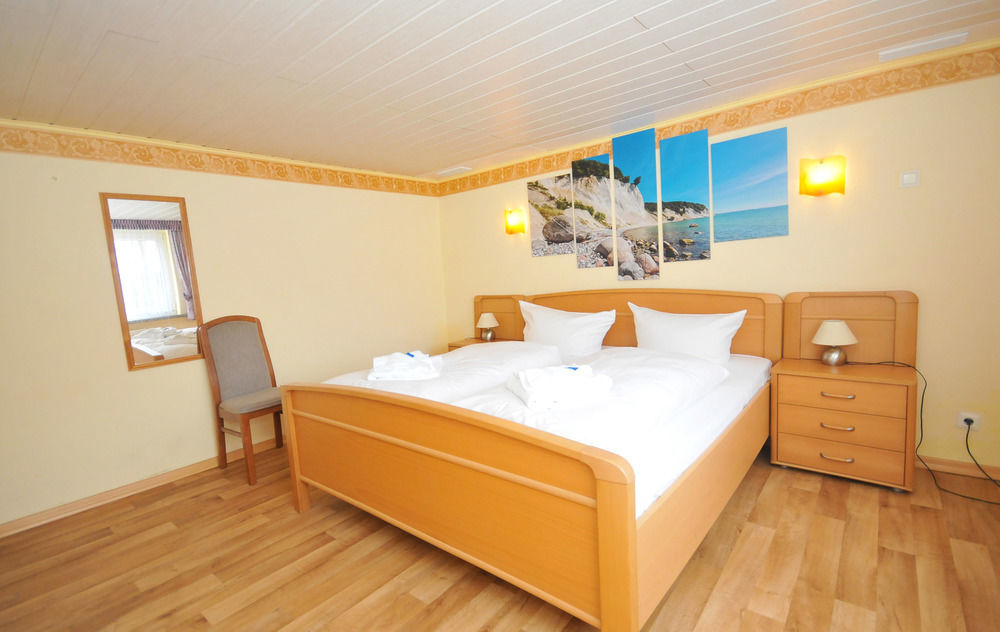Ferienhus Baabe Fewo 01 Terrasse, Sauna- Und Schwimmbadnutzung Im Ahoi Sellin ภายนอก รูปภาพ