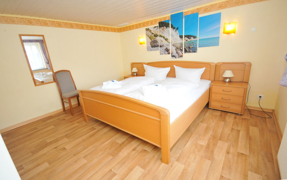 Ferienhus Baabe Fewo 01 Terrasse, Sauna- Und Schwimmbadnutzung Im Ahoi Sellin ภายนอก รูปภาพ