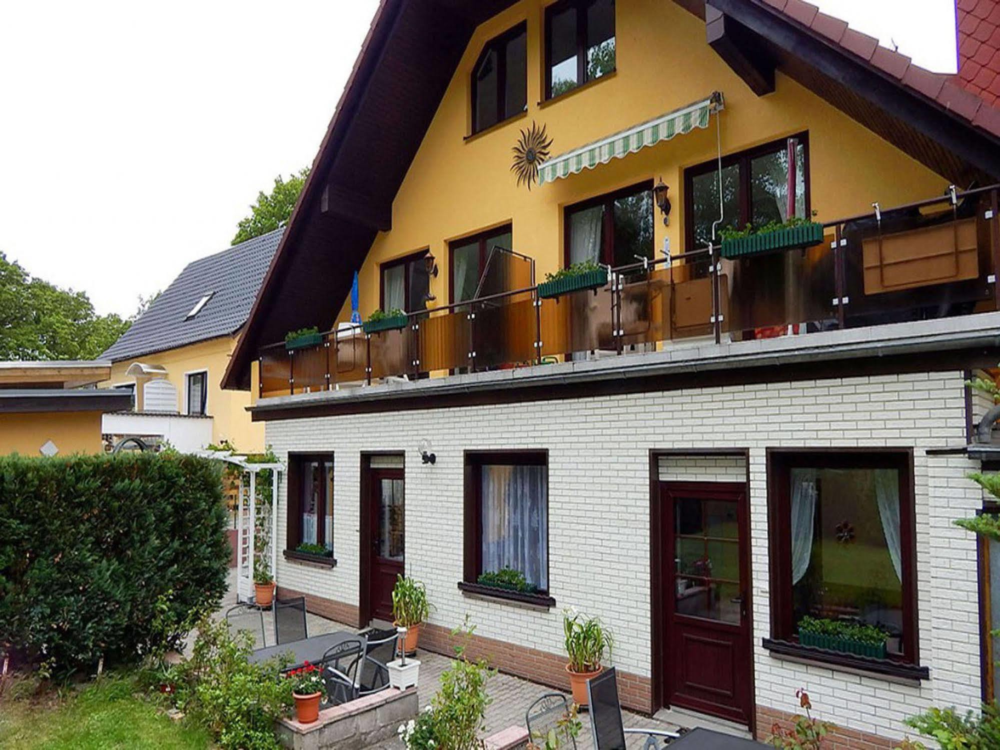 Ferienhus Baabe Fewo 01 Terrasse, Sauna- Und Schwimmbadnutzung Im Ahoi Sellin ภายนอก รูปภาพ