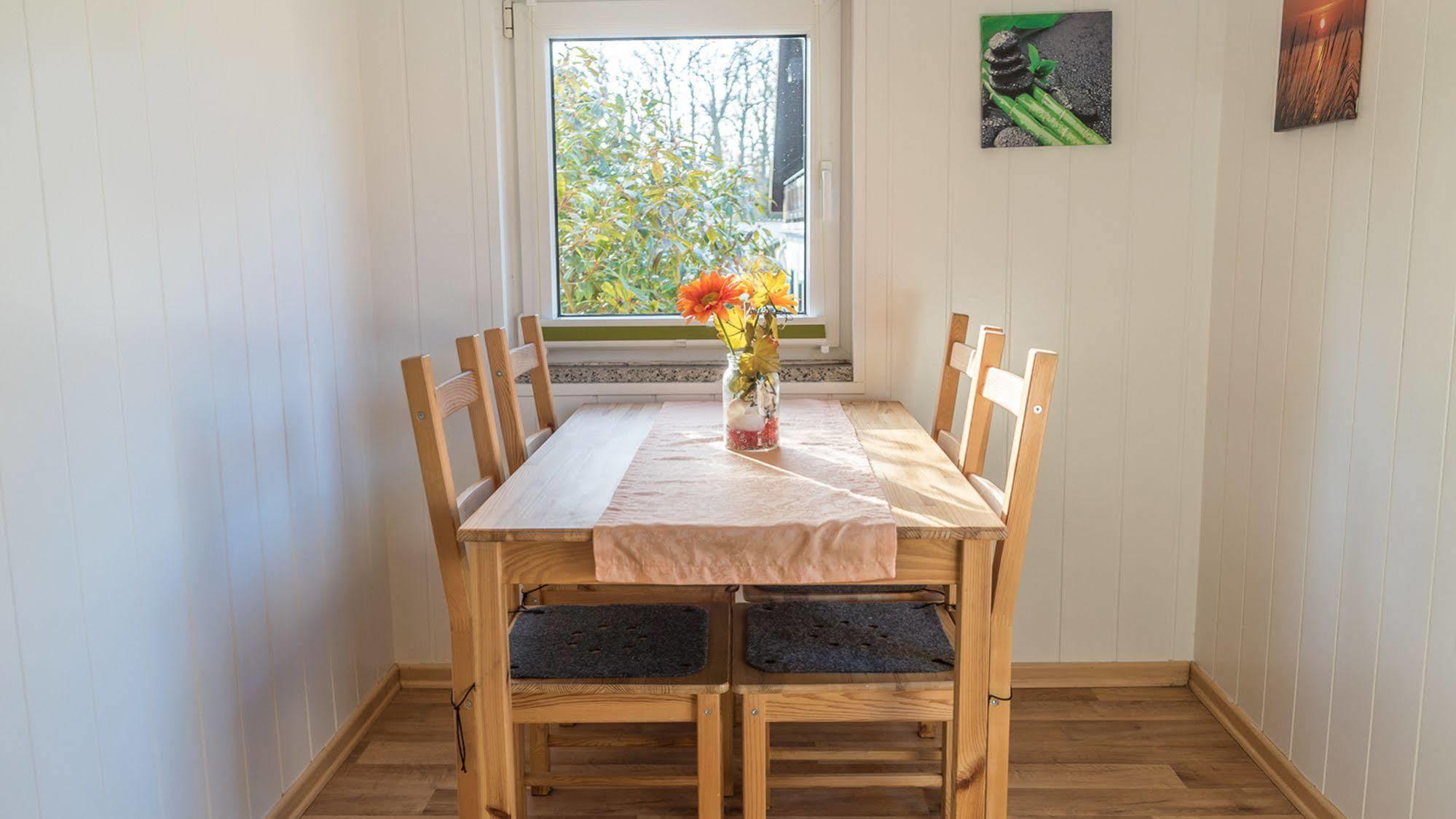 Ferienhus Baabe Fewo 01 Terrasse, Sauna- Und Schwimmbadnutzung Im Ahoi Sellin ภายนอก รูปภาพ