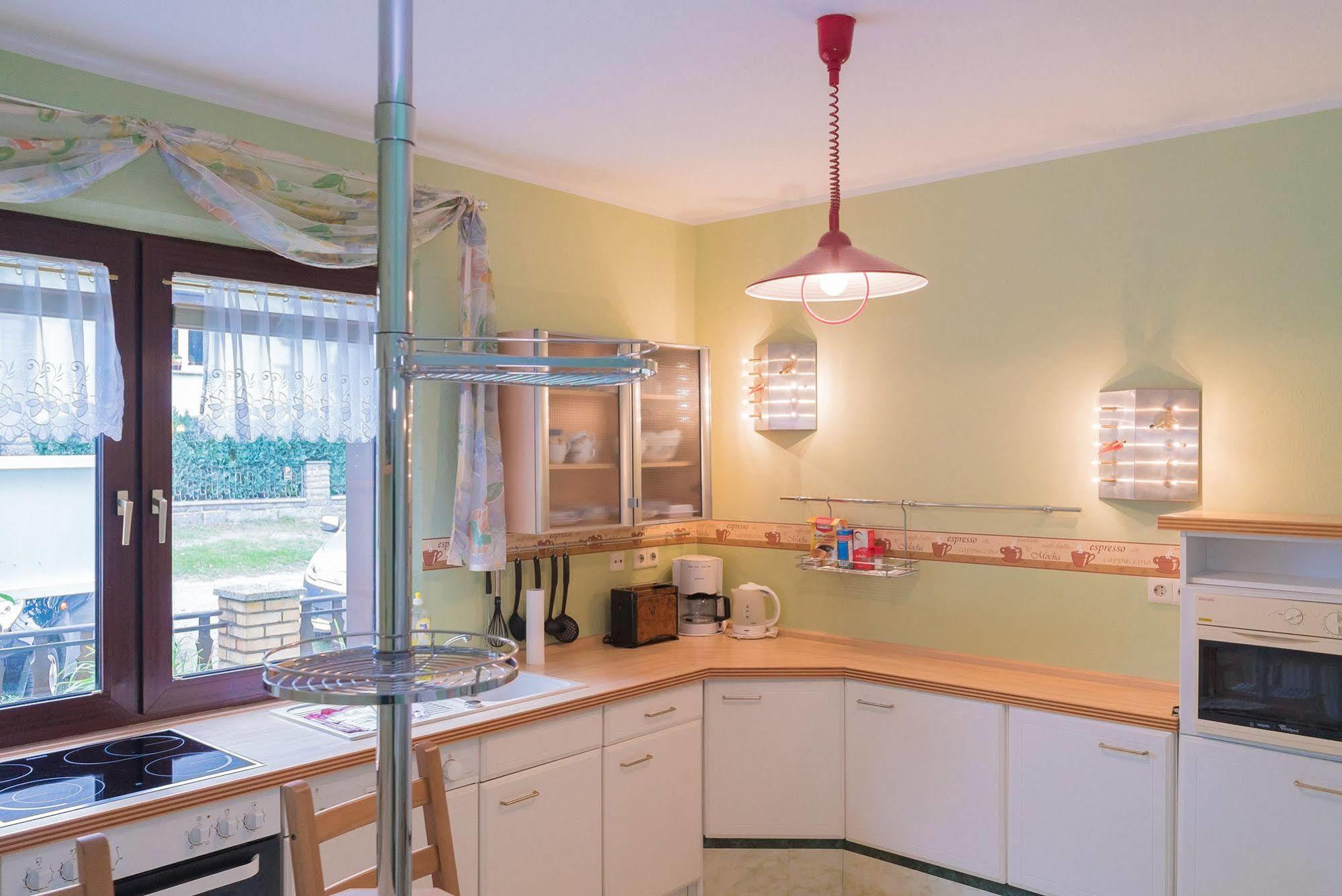 Ferienhus Baabe Fewo 01 Terrasse, Sauna- Und Schwimmbadnutzung Im Ahoi Sellin ภายนอก รูปภาพ