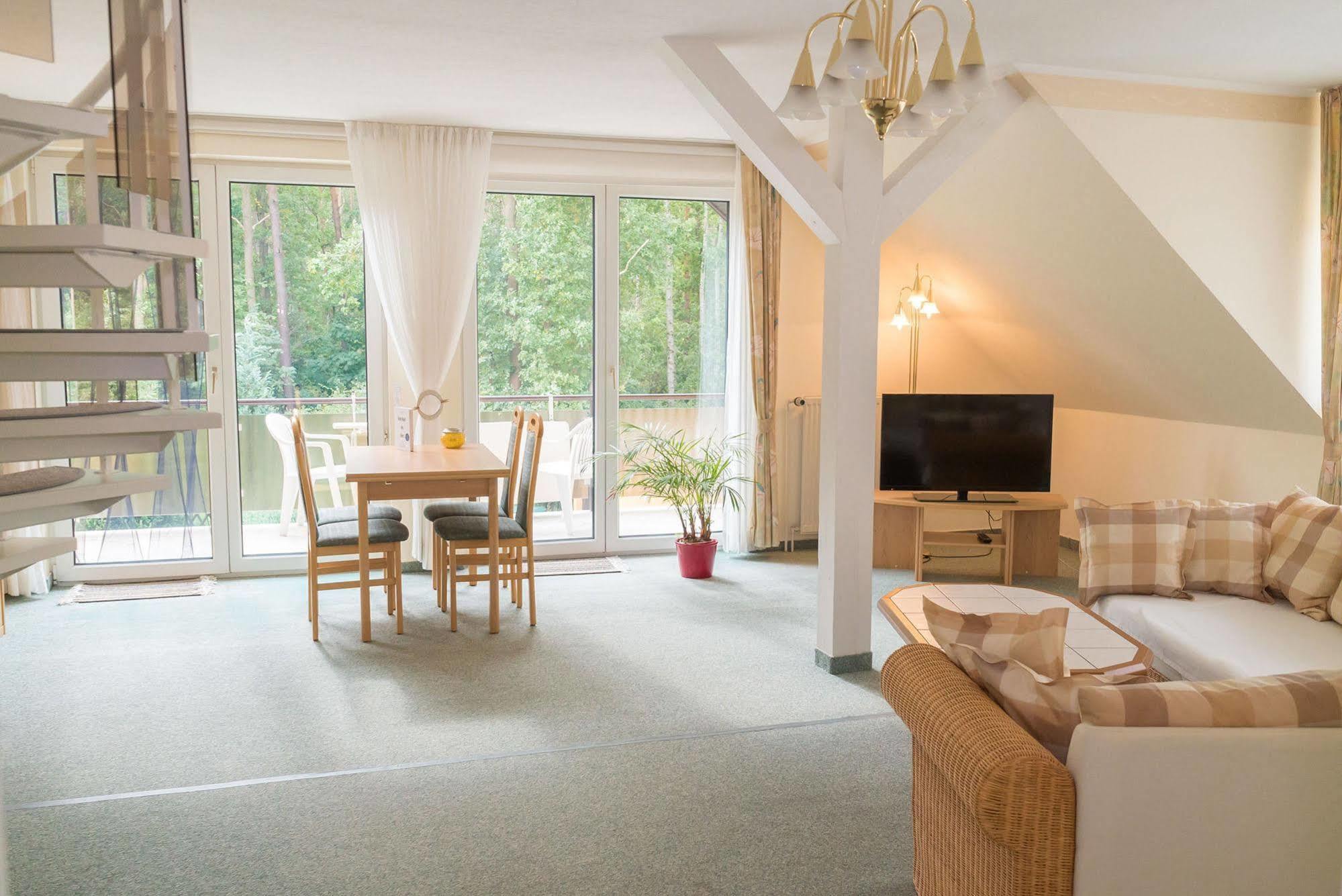 Ferienhus Baabe Fewo 01 Terrasse, Sauna- Und Schwimmbadnutzung Im Ahoi Sellin ภายนอก รูปภาพ